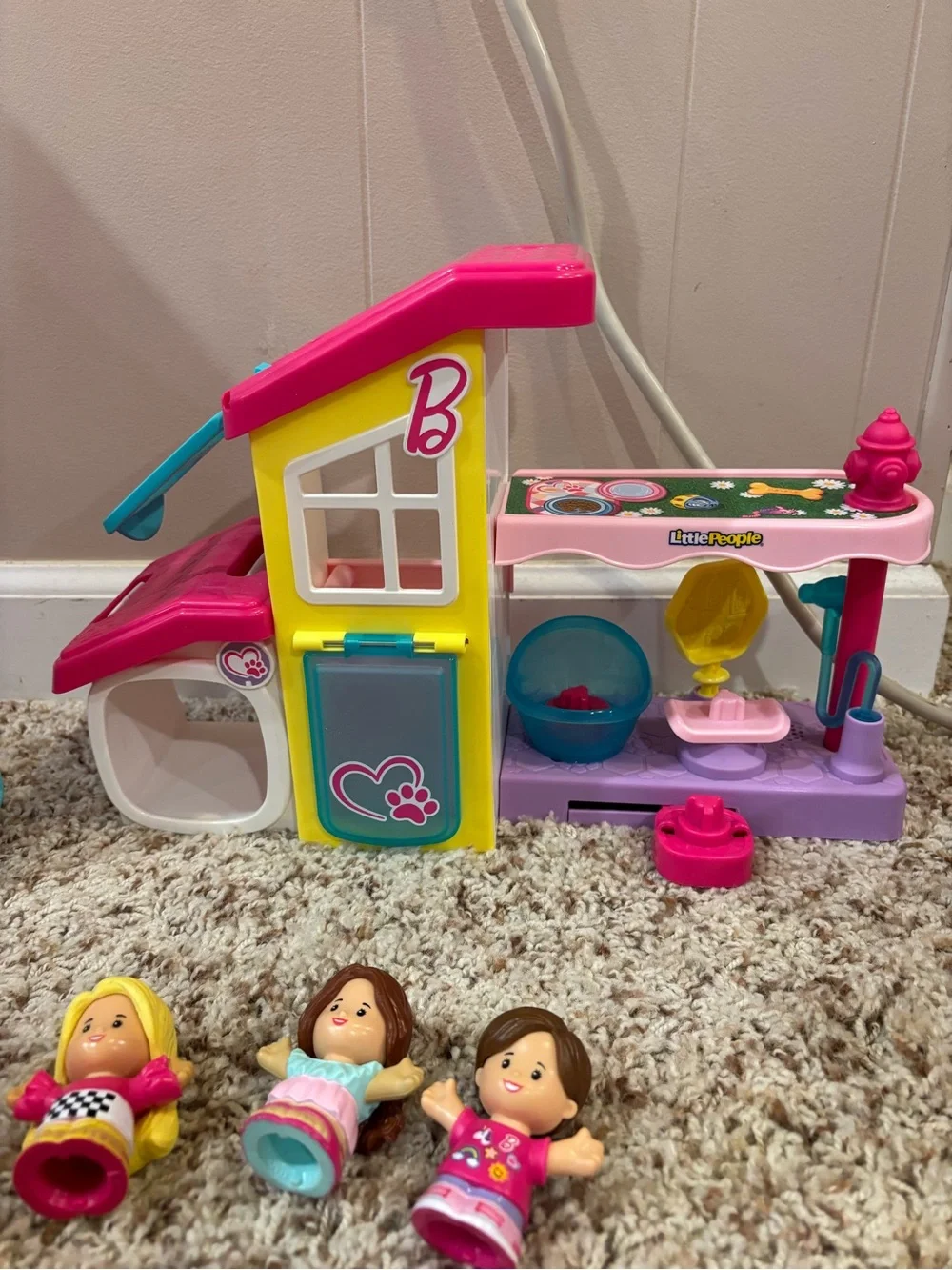 Barbie Little People Lot